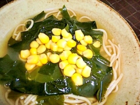 わかめとコーンのお蕎麦★